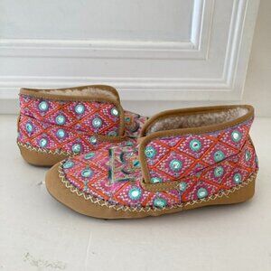 NWT Llani x Free People Boho Pink Embellished Fluffy Slippers Sz 36